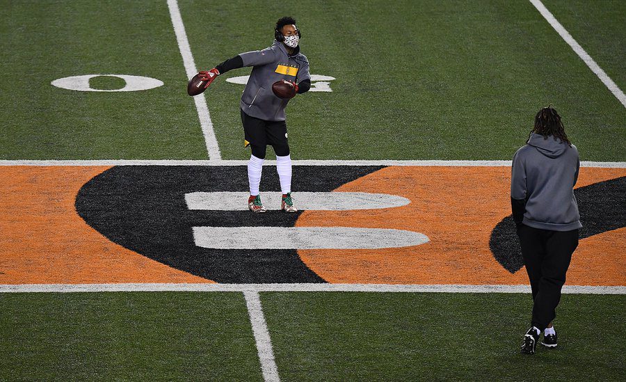 Steelers' WR's Juju Smith-Schuster dances in Cincinnati