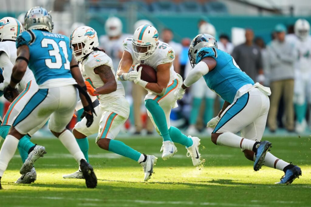 steelers phillip lindsay