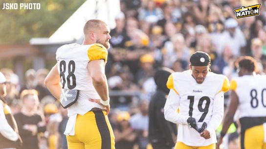 Steelers Pat Freiermuth Calvin Austin III