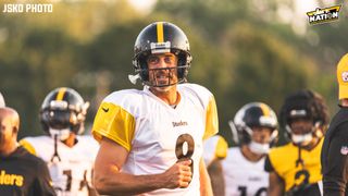 Steelers' Aaron Rodgers Has Harsh Words For Offensive Line (Steelers News). Photo by Jordan Schofield / SteelerNation (X: @JSKO_PHOTO)