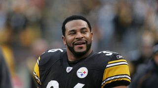 Steelers Great Jerome Bettis Detailed His Honest Fear After Pittsburgh's Significant Setback (Steelers News). Photo by Tom Szczerbowski / Getty Images