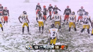 Steelers' Risky Coaching Move Involving Justin Fields Draws Criticism From Kurt Warner (Steelers News). Photo by Amazon Prime Stream