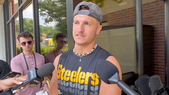 Steelers' Scotty Miller Admitted It's Surprising To See Aaron Rodgers Do What Fans Have Been Begging For (Steelers News)