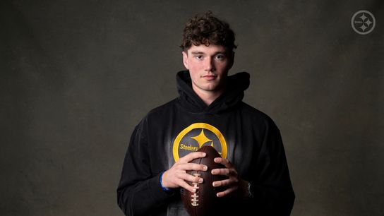 Steelers' Mike McCarthy's "Magic Touch" Could Turn Drew Allar Into The Best Pick Of The 2026 NFL Draft (Steelers News). Photo by Karl Roser / Pittsburgh Steelers