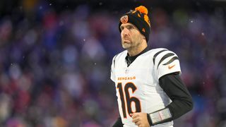 Steelers Receive Harsh Criticism From Joe Flacco After QB Re-Signs With The Cincinnati Bengals (Steelers News). Photo by Sam Greene / USA TODAY NETWORK via Imagn Images