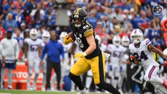 "I Tried To Teach Him Everything": Steelers Former TE Eric Ebron Detailed His Relationship With Then Rookie Pat Freiermuth (Steelers News)