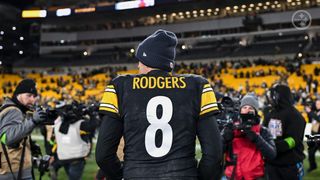 Steelers' Aaron Rodgers Blasts Fans For Wanting Mike Tomlin Fired: "Absolute Joke" (Steelers News). Photo by Karl Roser / Pittsburgh Steelers