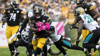 Steelers' Le'Veon Bell Points At 1 Factor For Big Playoff Disappointment Against Jaguars: "We Shouldn't Lose" (Steelers News). Photo by Mark Alberti / Icon SportsWire
