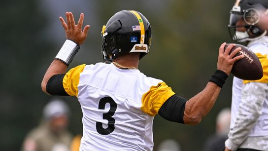 Steelers' Russell Wilson Stuns Teammate's With Insane Christmas Gift's (Steelers News)