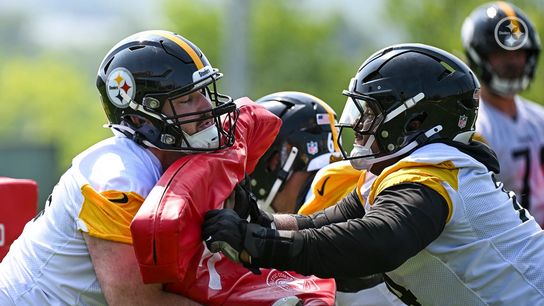 Steelers' Young Offensive Linemen Rave About "Invaluable" Teammate (Steelers News)