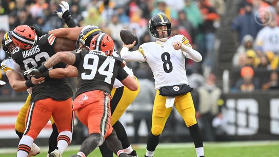 Steelers Quarterback Aaron Rodgers