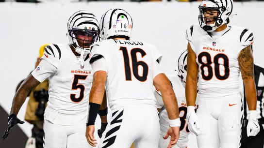 Joe Flacco celebrates Joe Flacco celebrates