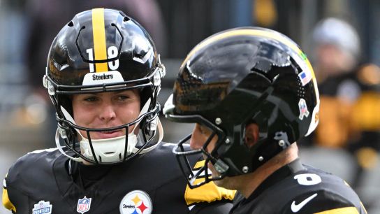 Steelers Will Howard and Aaron Rodgers