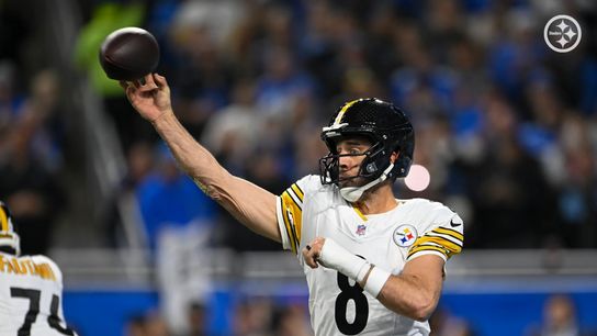 Steelers quarterback Aaron Rodgers throws downfield during Pittsburgh's 29-24 win over the Detroit Lions in Week 16 of the 2025 NFL Regular Season.