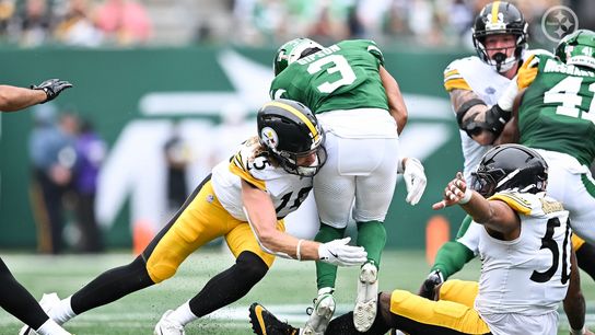 Ben Skowronek makes a tackle on special teams during the Steelers 34-32 win over the New York Jets in Week 1 of the 2025 season.