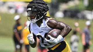 Steelers' Kaleb Johnson Sends Promising Message After Challenging Rookie Season (Steelers News). Photo by Barry Reeger / Imagn Images