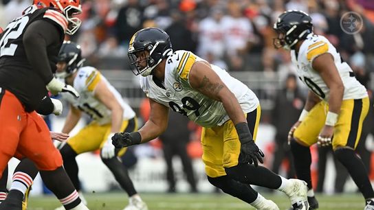 Steelers defensive tackle Derrick Harmon (99) during a regular season matchup between the Pittsburgh Steelers and Cleveland Browns.