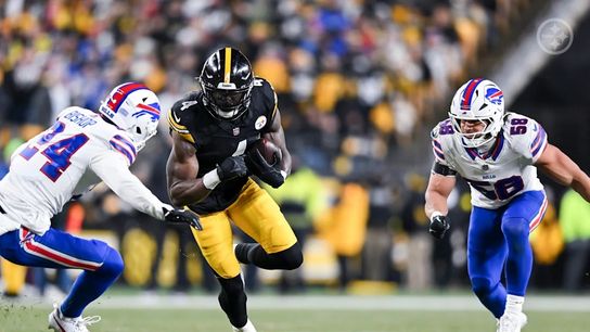 Steelers wide receiver DK Metcalf (4) during a regular season matchup between the Pittsburgh Steelers and Buffalo Bills. Steelers wide receiver DK Metcalf (4) during a regular season matchup between the Pittsburgh Steelers and Buffalo Bills.