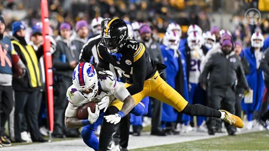 Steelers cornerback Joey Porter Jr. (24) during a regular season matchup between the Pittsburgh Steelers and Buffalo Bills.