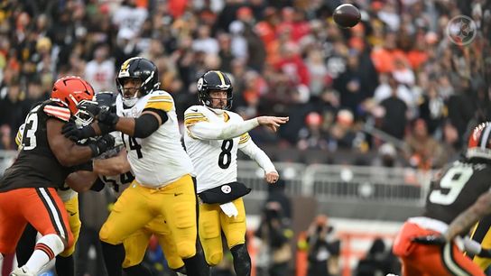 Steelers quarterback Aaron Rodgers (8) during a regular season matchup between the Pittsburgh Steelers and Cleveland Browns.