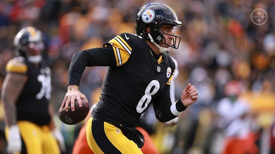 Steelers quarterback Aaron Rodgers (8) during a regular season matchup between the Pittsburgh Steelers and Cincinnati Bengals. Steelers quarterback Aaron Rodgers (8) during a regular season matchup between the Pittsburgh Steelers and Cincinnati Bengals.