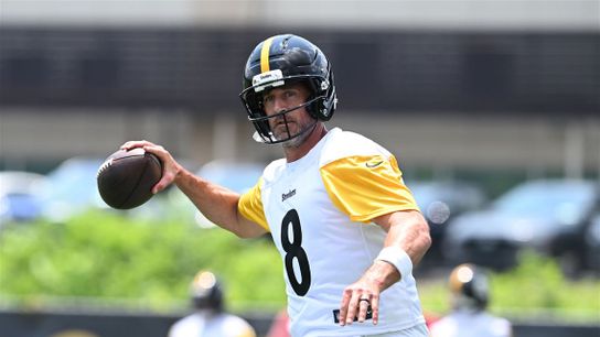 Aaron Rodgers throws a football for the first time in a Steelers uniform during the teams mandatory minicamp on June 10, 2025. Aaron Rodgers throws a football for the first time in a Steelers uniform during the teams mandatory minicamp on June 10, 2025.