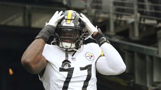 Former Steelers Offensive Lineman Gives Broderick Jones Advice: "Might Be Prudent Of Him To Request A Trade" (Steelers News). Photo by Vera Nieuwenhuis / Associated Press