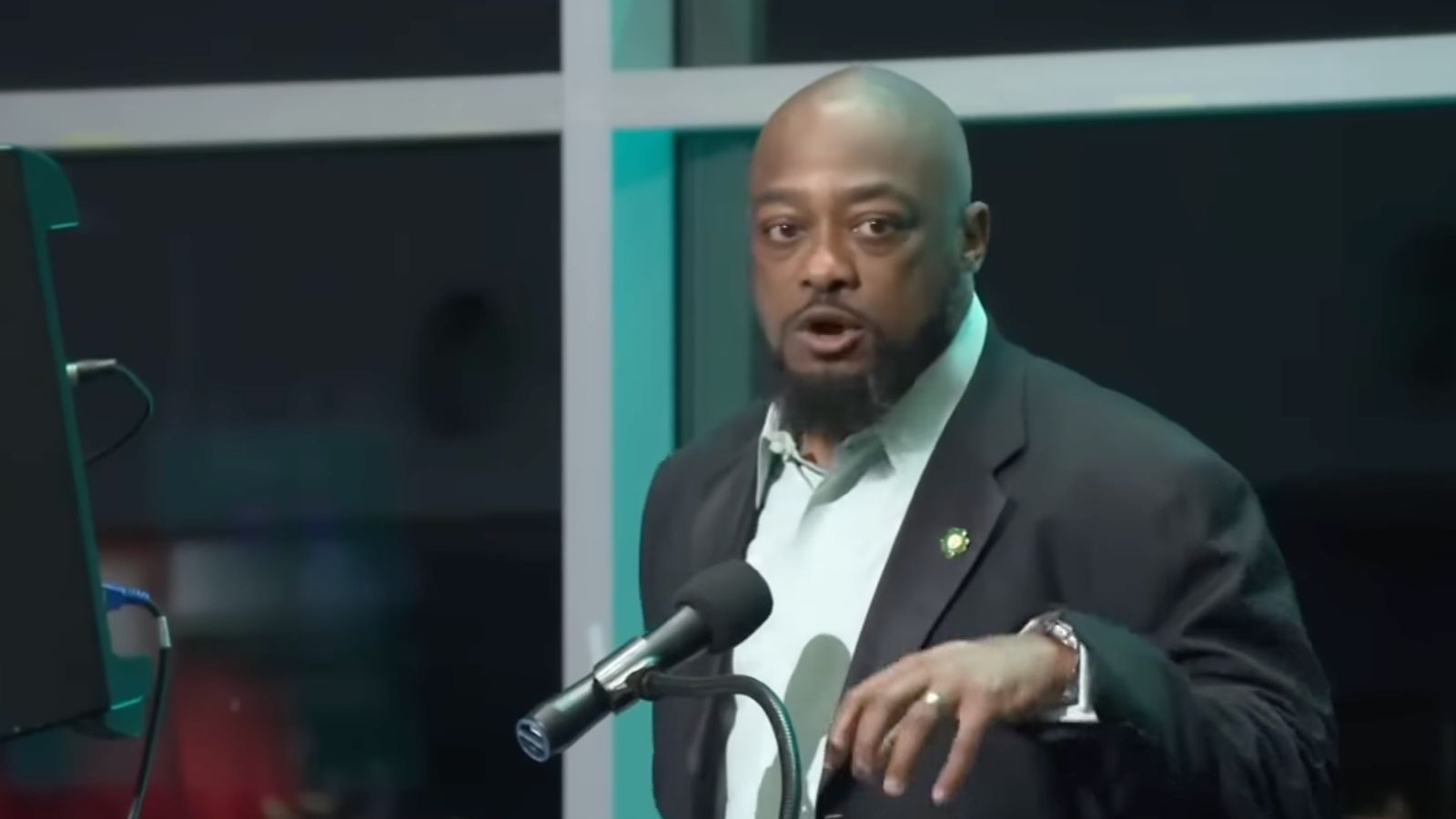 ESPN: Steelers Playing With Fire In 2026: "At Some Point The Floor Is Going To Drop Out" (Steelers News). Photo by YouTube / CBS Pittsburgh