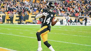 George Pickens Quickly Claps Back At Steelers Fans After Massive Disrespect On Instagram (Steelers News). Photo by AP Photo / Gene J. Puskar