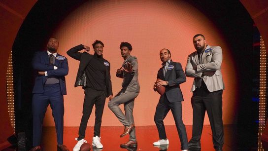 Steelers Family Takes Over Family Feud (Steelers News)