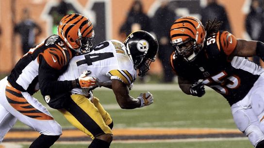 Steelers Antonio Brown takes vicious hit from Bengals linebacker Vontaze Burfict Steelers Antonio Brown takes vicious hit from Bengals linebacker Vontaze Burfict