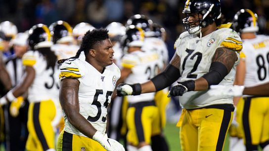 Pittsburgh Steelers linebacker Devin Bush (55)nPittsburgh Steelers offensive tackle Zach Banner (72)
Pittsburgh Steelers linebacker Devin Bush (55)nPittsburgh Steelers offensive tackle Zach Banner (72)