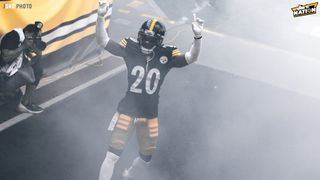 The Steelers Should Re-Sign Cam Sutton And Get Him A Duo (Cam Sutton). Photo by Jordan Schofield/SteelerNation