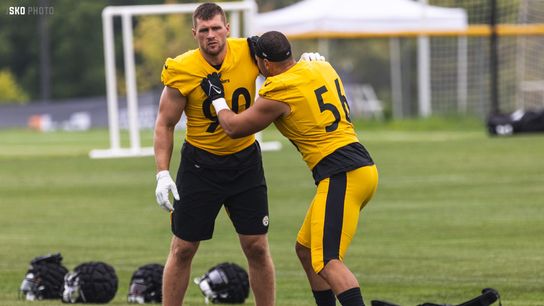 Steelers linebackers T.J. Watt (#90) and Alex Highsmith (#56) run a drill during 2022 training camp at St. Vincent College in Latrobe, PA. |
Steelers linebackers T.J. Watt (#90) and Alex Highsmith (#56) run a drill during 2022 training camp at St. Vincent College in Latrobe, PA. |
