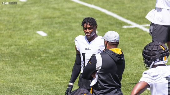 A Disgusted Steelers' George Pickens Posts "Free Me" On Deleted IG Posts; Deletes All Posts Besides 1 (Steelers News)