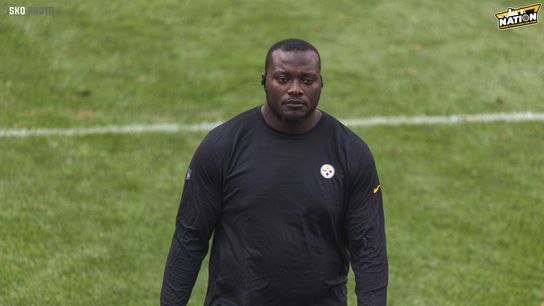 BR Suggests Steelers Cut Ties With A Veteran Defensive Lineman (Montravius Adams)