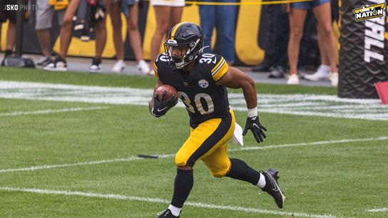 Steelers running back, Jaylen Warren (#30) warms up prior to a 2022 preseason game at Acrisure Stadium. | Jordan Schofield / SteelerNation (Twitter: @JSKO_PHOTO)
Steelers running back, Jaylen Warren (#30) warms up prior to a 2022 preseason game at Acrisure Stadium. | Jordan Schofield / SteelerNation (Twitter: @JSKO_PHOTO)