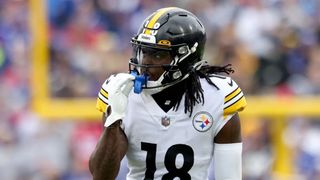Pittsburgh Steelers’ Dionate Johnson Divulges his New Attitude Toward Lack of Targets and His 1-on-1 Relationship with Kenny Pickett (Commentary)