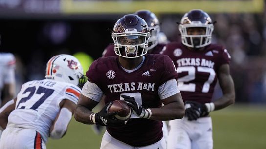 Steelers' DeMarvin Leal