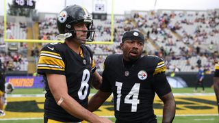 Steelers Get Answer From Kenneth Gainwell On What He Wants In 2026 Free Agency (Steelers News). Photo by Ian Walton / AP Photo