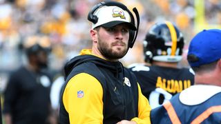Simple Hint From Steelers' TJ Watt Implies That He May Skip Pittsburgh's Mandatory Minicamp (Steelers News). Photo by Phil Pavely / Associated Press