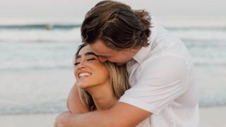 Pittsburgh Steelers' Kenny Pickett Looks Totally Relaxed On Carefree Honeymoon Ahead Of 2023 Season (Kenny Pickett News). Photo by Instagram: @amypaternoster