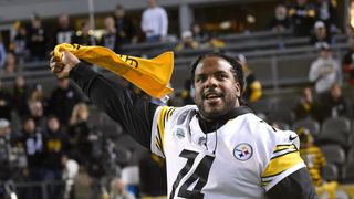 Former Steelers OL Willie Colon Has Absolutely Devastating Message For Bills Quarterback Josh Allen: "You're Going Straight To ****" (Steelers News). Photo by Yahoo