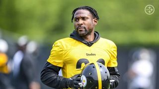 Steelers Great Craig Wolfley Said New Vets Compare To 2 Pittsburgh Legends (Steelers News). Photo by Steelers.com