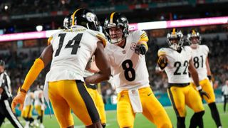 Bill Simmons Gives Big Steelers Prediction "Pittsburgh’s Gonna Beat San Francisco"  (Steelers News). Photo by Rebecca Blackwell / AP Photo