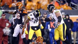 David DeCastro Recalls Steelers Locker Room Reaction To JuJu Smith-Schuster's Massive Hit On Vontaze Burfict (Steelers News). Photo by Andy Lyons / Getty Images