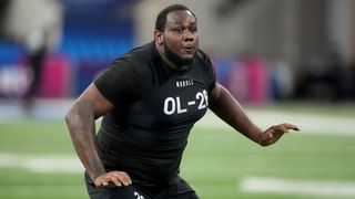 Dawand Jones, Who The Steelers Apparently Felt Lacked Enough Motivation To Be Dominant Goes To AFC North Rival In 4th Round  (AFC North News). Photo by Kirby Lee / USA TODAY Sports