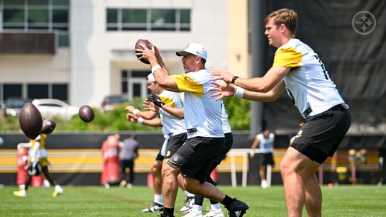 Steelers' Aaron Rodgers Steelers' Aaron Rodgers