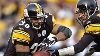 Steelers' Jerome Bettis Absolutely Refused To Practice Against Kendrell Bell After Legendary 2001 Camp Collision (Steelers News). Photo by Peter Diana / Pittsburgh Post-Gazette
