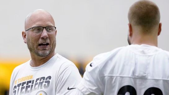 Steelers' Pat Freiermuth Among Last To Know About Canada's Surprising Removal (Steelers News)
